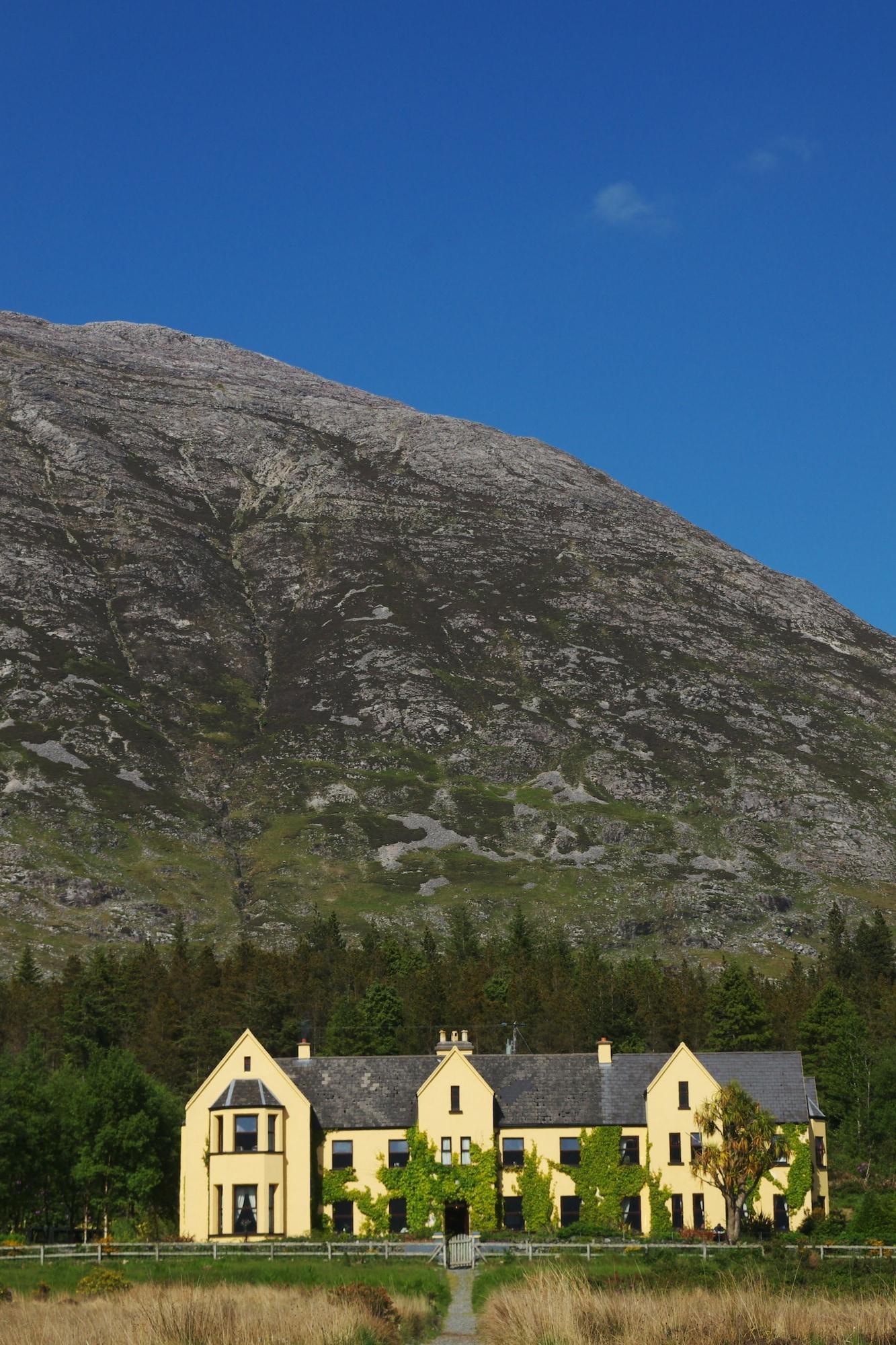 Lough Inagh Lodge Hotel Recess Екстер'єр фото