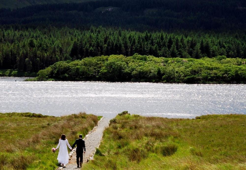 Lough Inagh Lodge Hotel Recess Екстер'єр фото