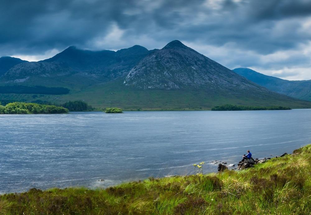 Lough Inagh Lodge Hotel Recess Екстер'єр фото