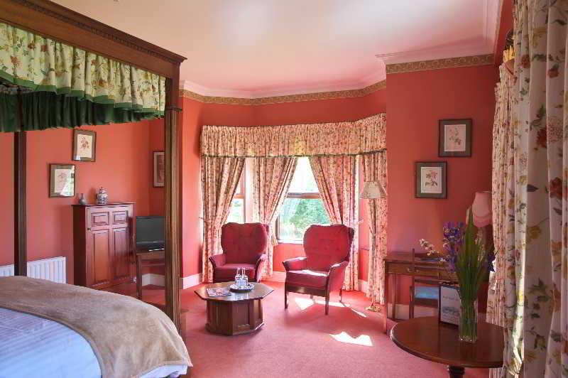Lough Inagh Lodge Hotel Recess Екстер'єр фото