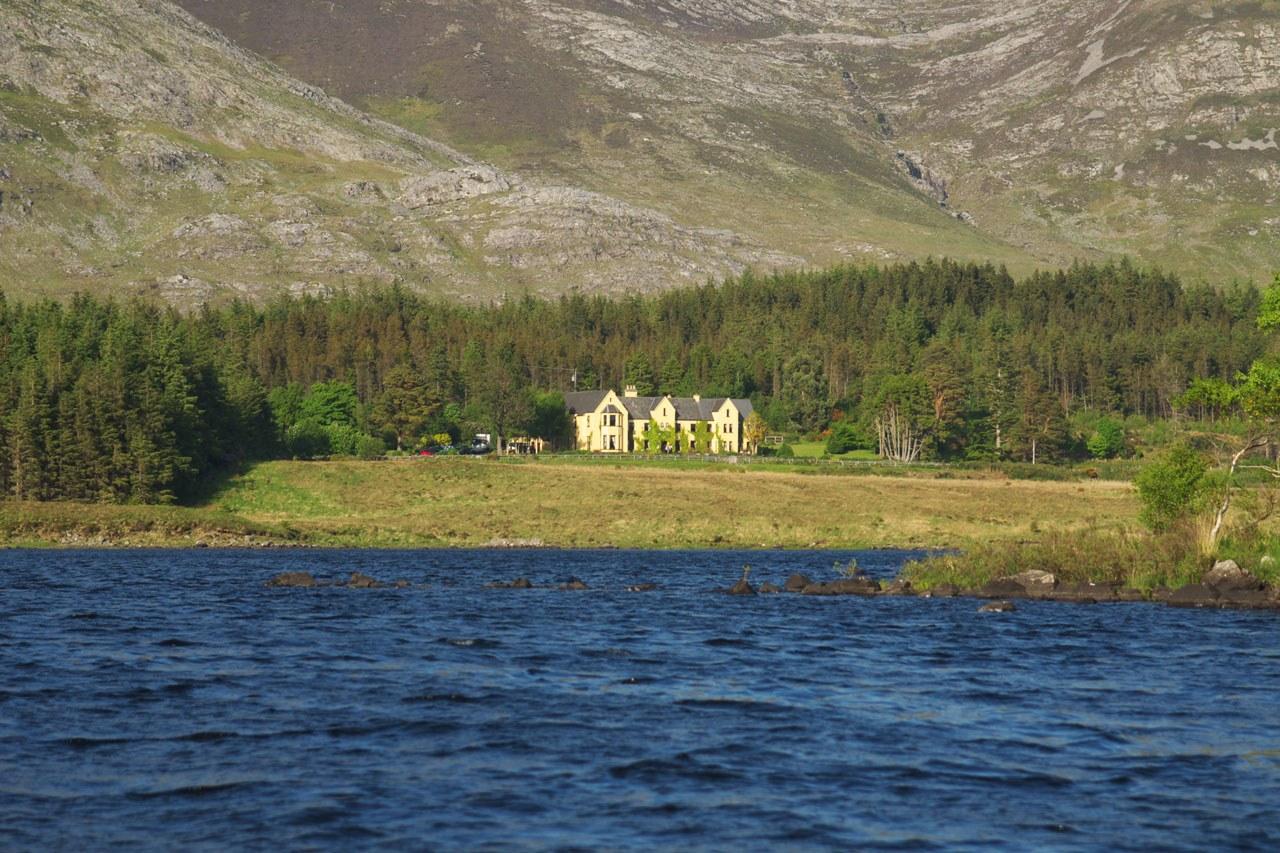 Lough Inagh Lodge Hotel Recess Екстер'єр фото